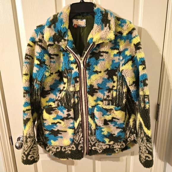 Anthropologie Pilcro Mountain Camo Sherpa Camp Fleece Jacket Size XS - Picture 1 of 7